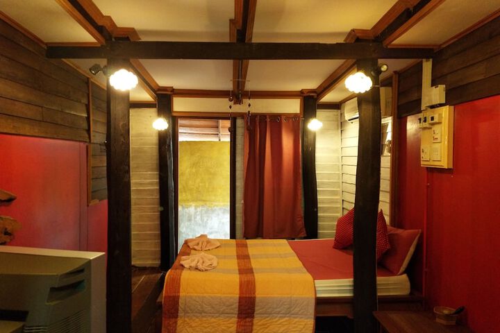 Room 12 of 39