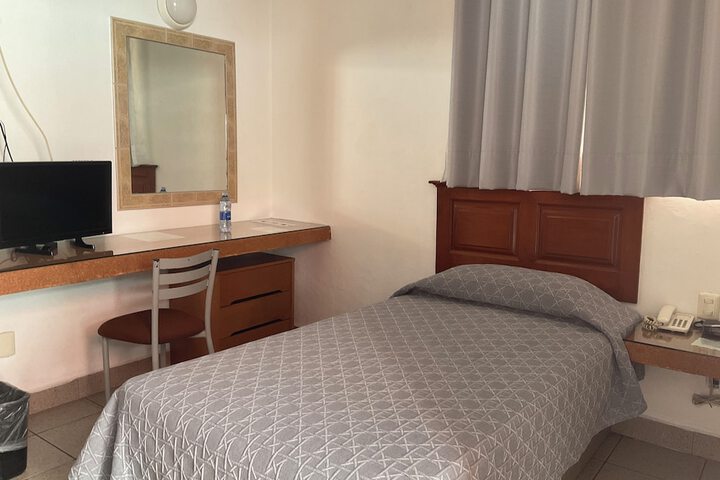 Room 7 of 64