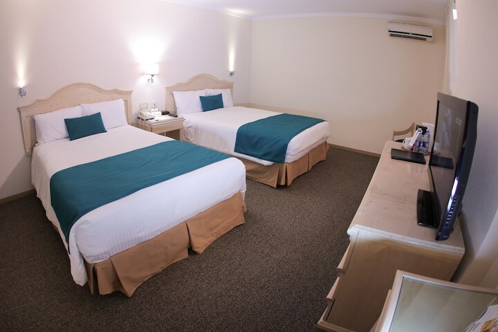 Room 10 of 70