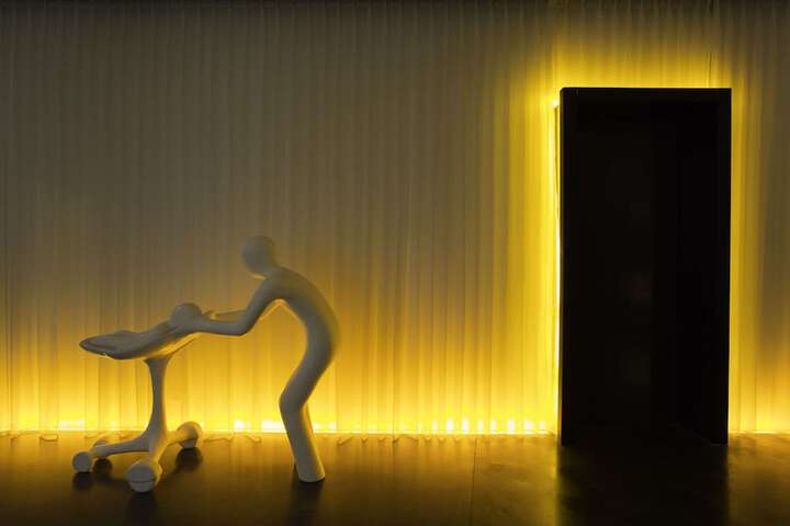 Guest Lobby