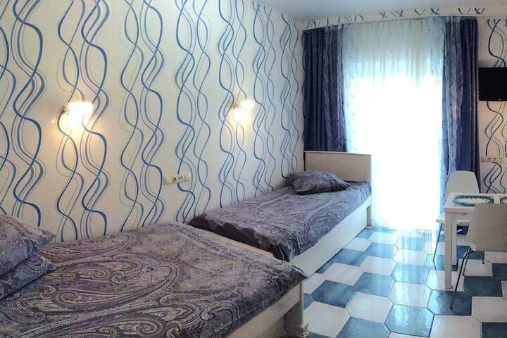 Room 30 of 97