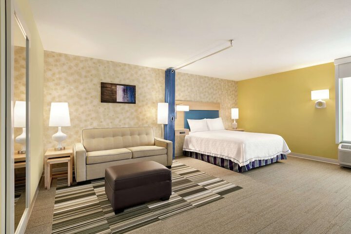 Room 21 of 43