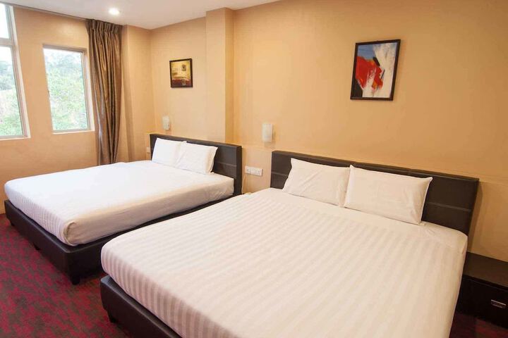 Room 14 of 35