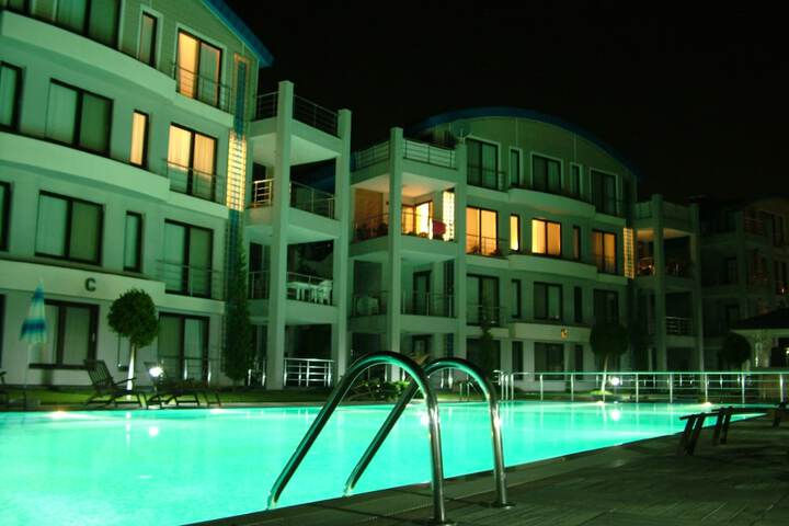 Pool Hotel