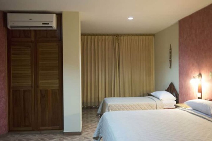 Room 5 of 42