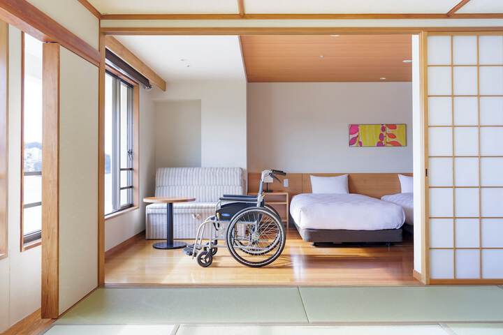 Room 16 of 78