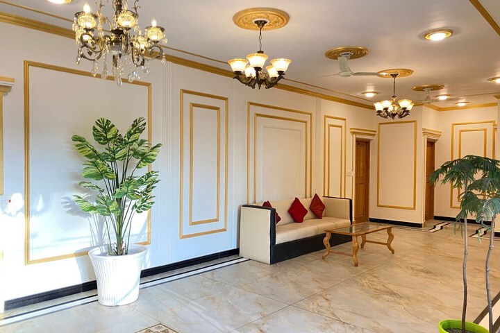 Hotel Interior 6 of 44