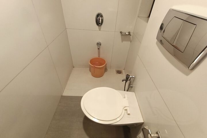 Room 14 of 23