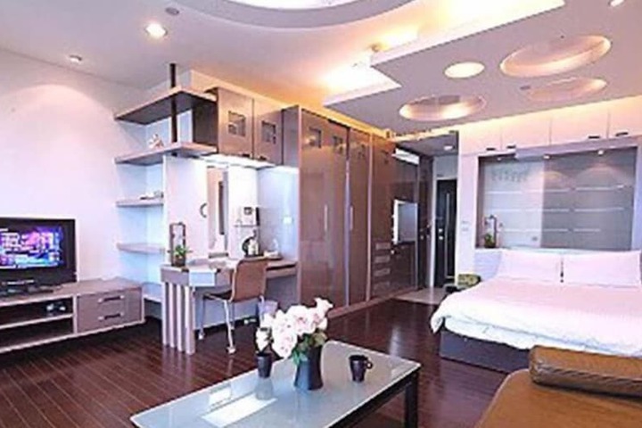 Room 37 of 58