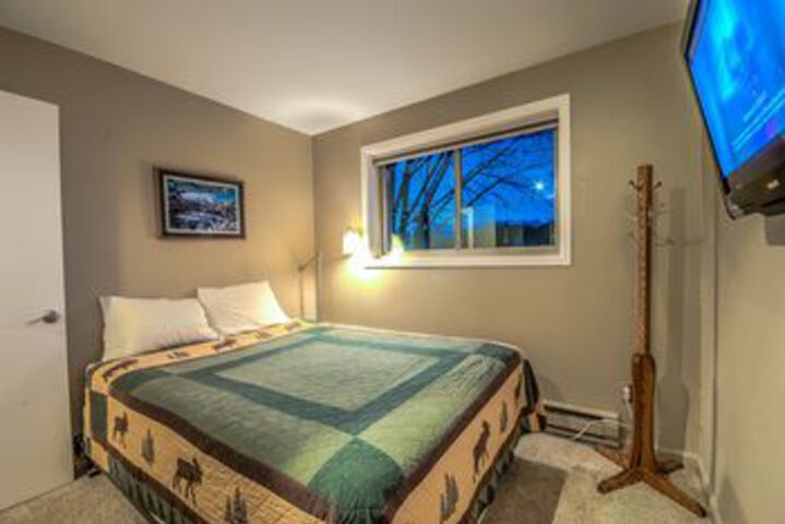 Room 37 of 168