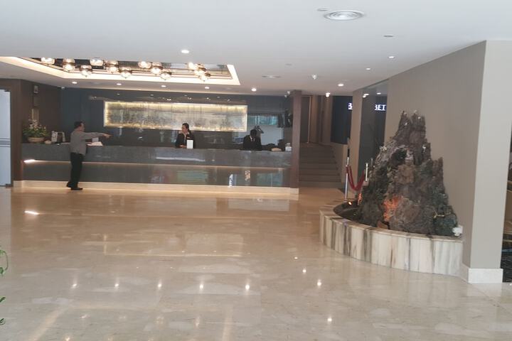 Hotel Interior 5 of 45