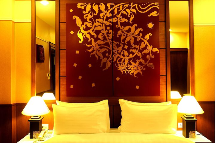 Room 28 of 106