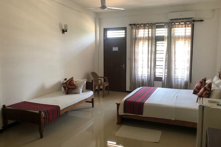 Room 17 of 68