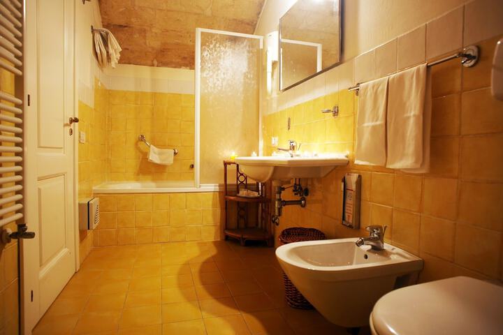 Bathroom Interior Photo