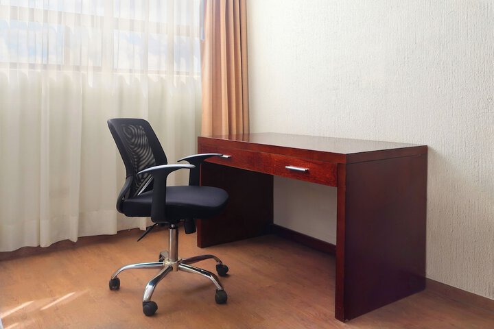 Room 8 of 30