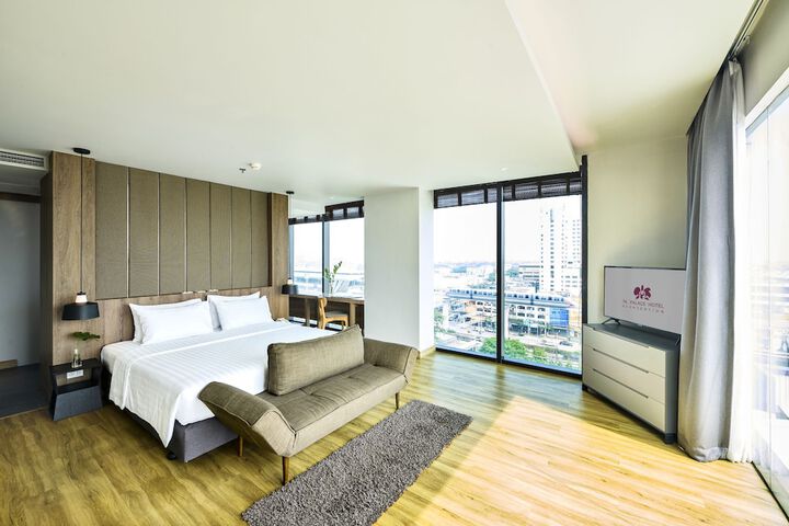 Room 20 of 157
