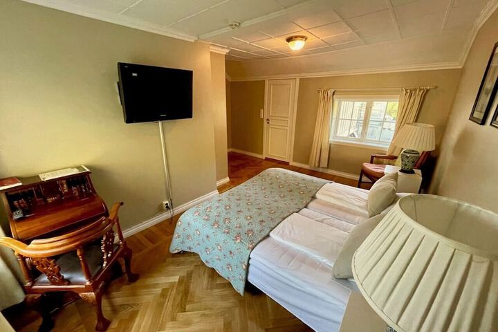Room 19 of 135