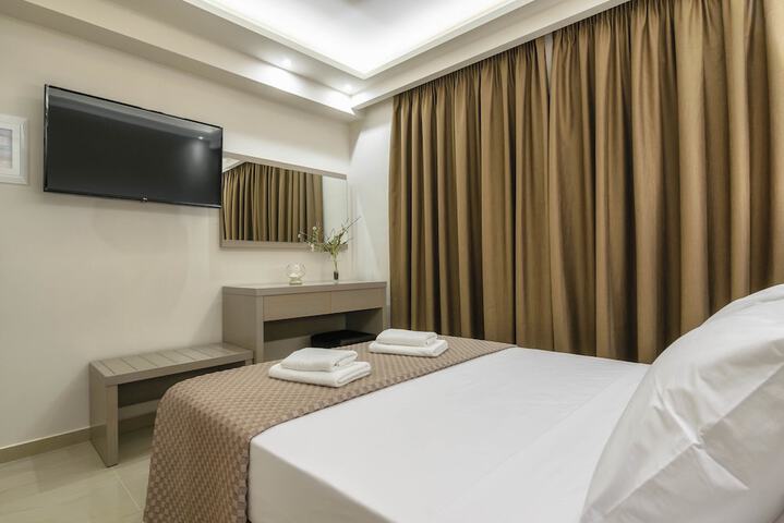 Room 25 of 138