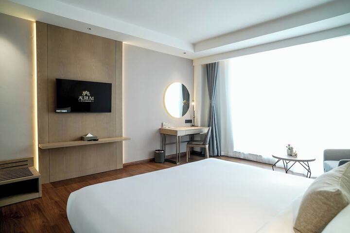 Room 25 of 70