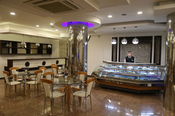Hotel Interior 7 of 91