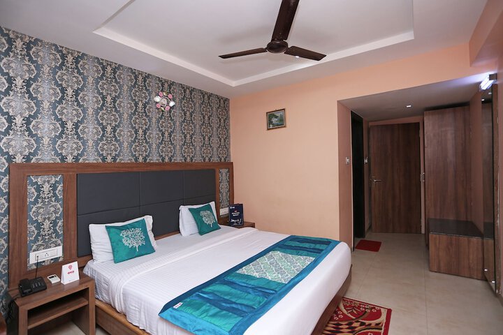 Room 14 of 22
