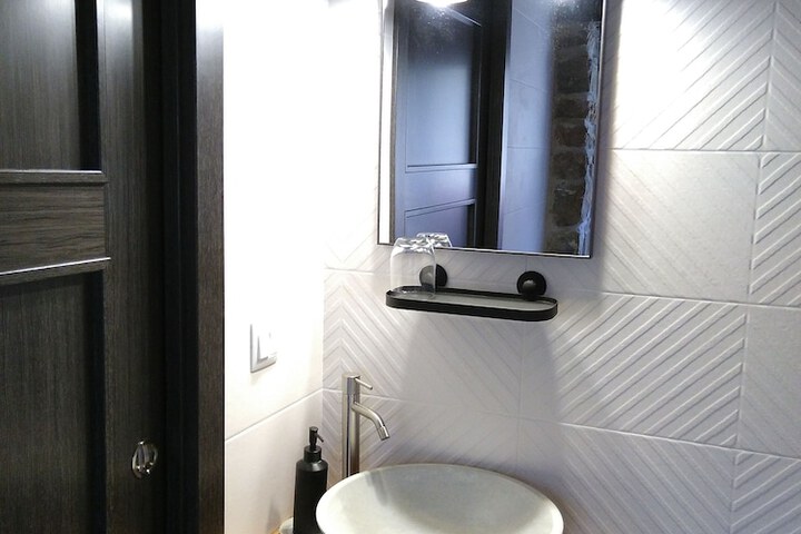 Room 14 of 26