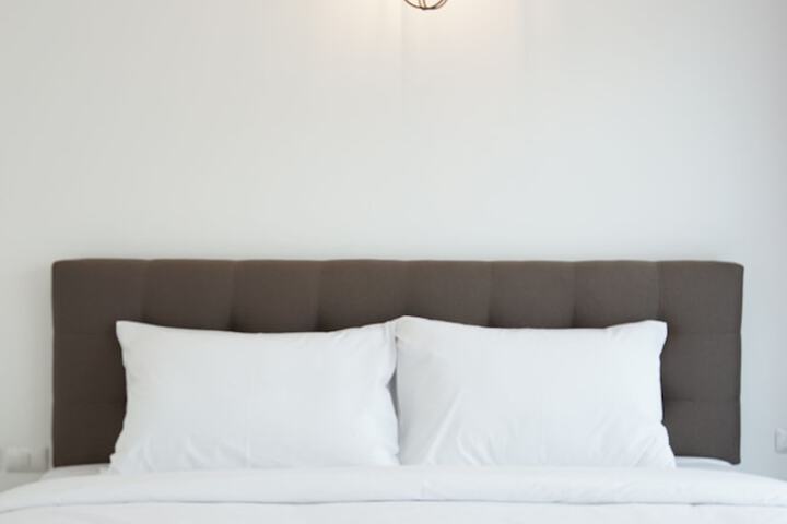 Room 4 of 45