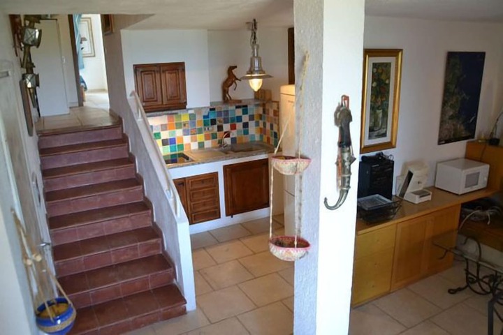 Room 6 of 21