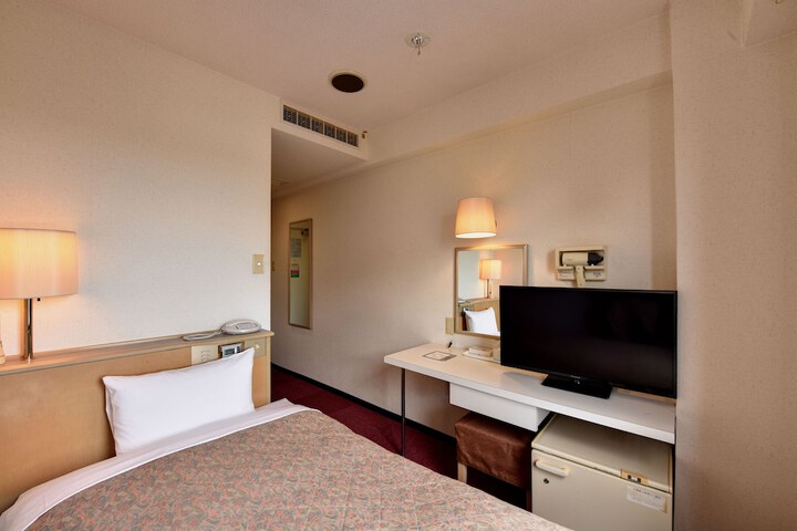 Room 4 of 31