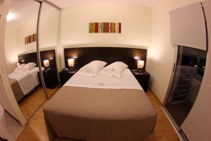 Room 10 of 30
