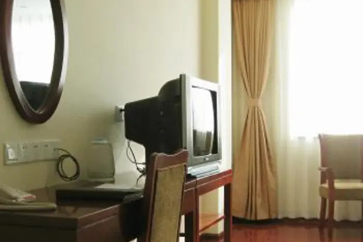 Room 7 of 15