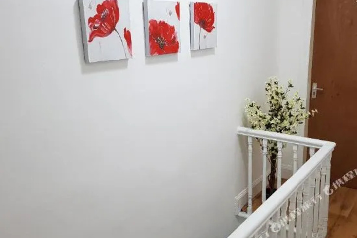 Room 3 of 4