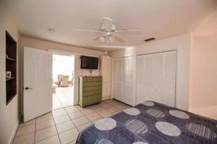 Room 18 of 63