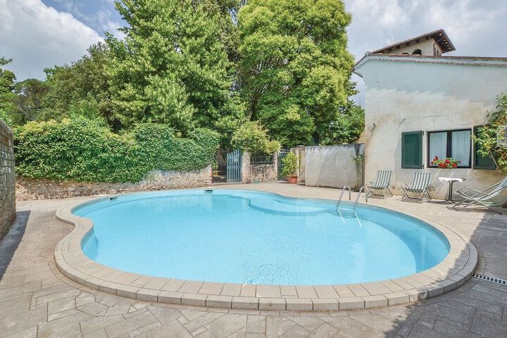 Pool 17 of 47