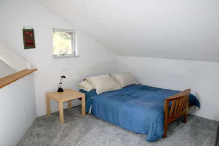 Room 135 of 697