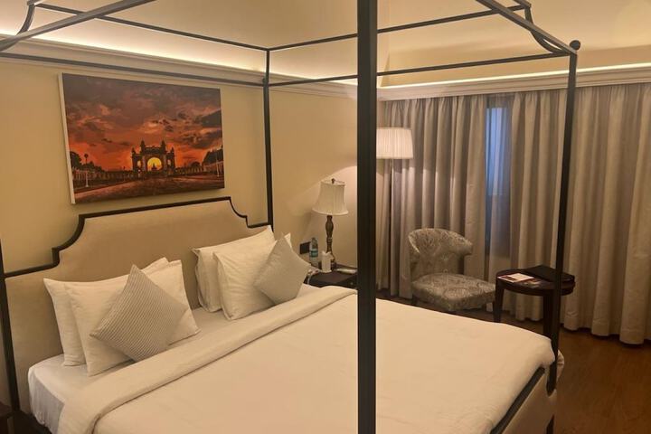 Room 16 of 81