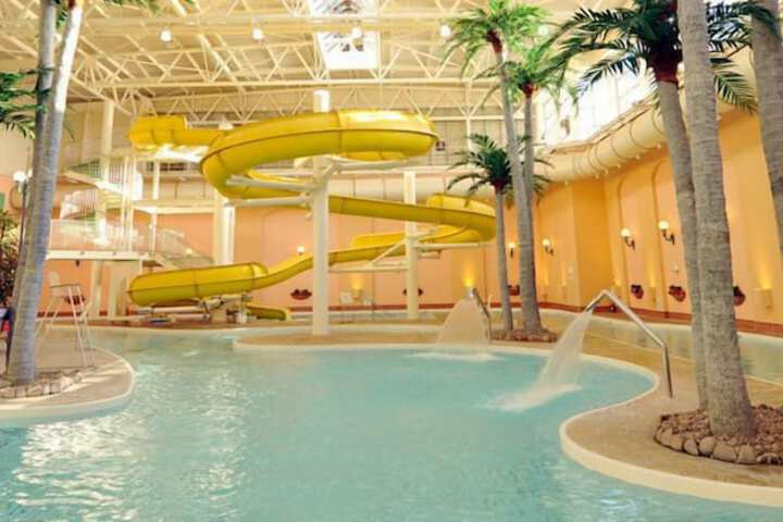 Hotel with Pool
