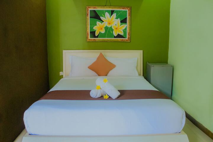 Room 2 of 13