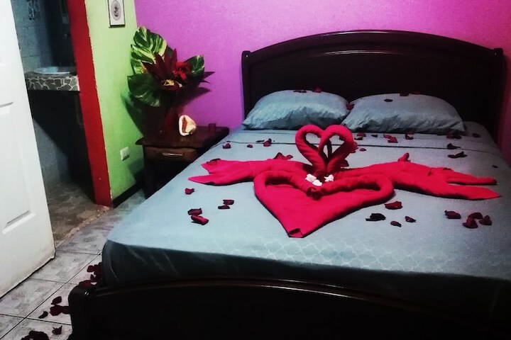 Room 6 of 46
