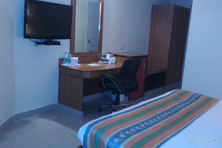 Room 14 of 30