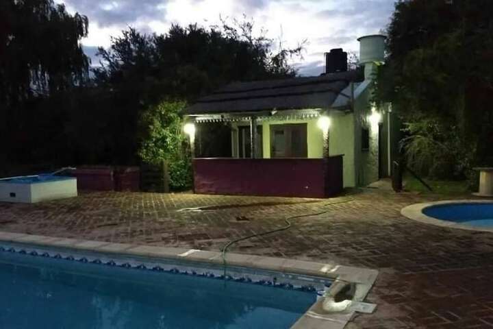 Pool 14 of 37