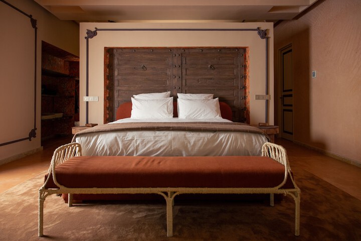 Room 22 of 152