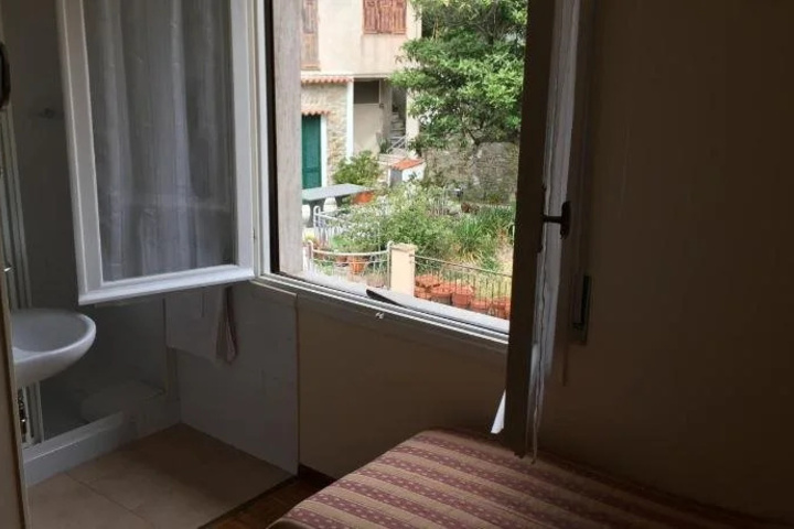 Terrace/Patio 7 of 18