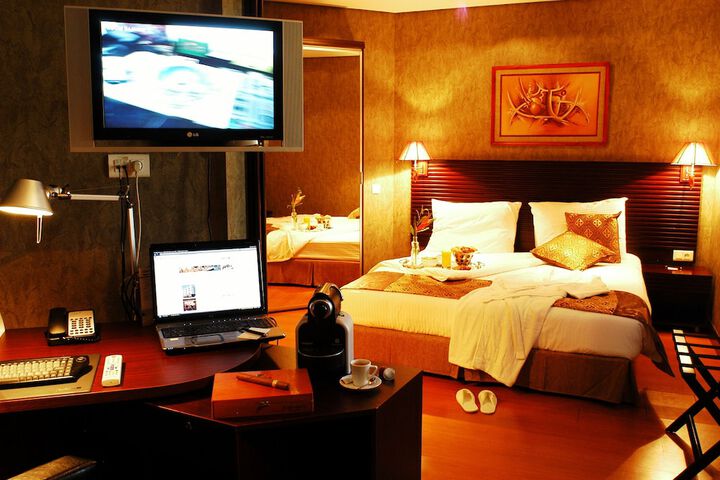 Room 8 of 46