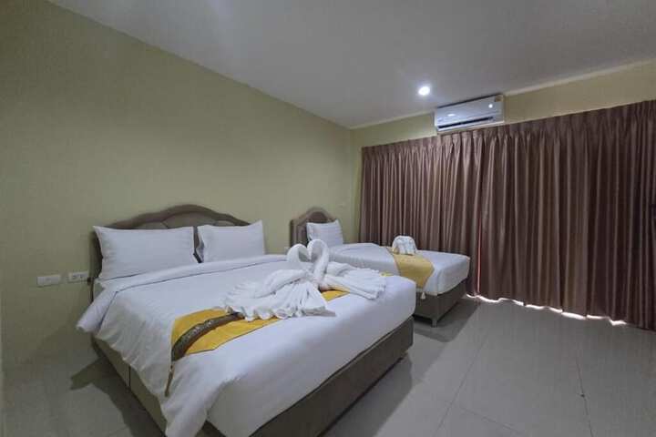 Room 10 of 41