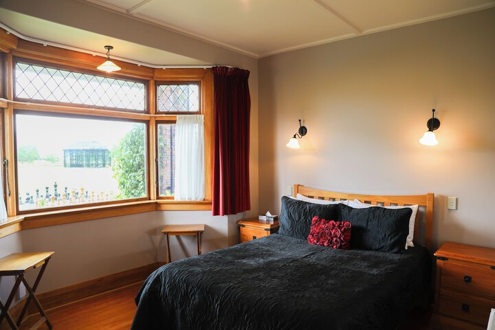 Room 14 of 170