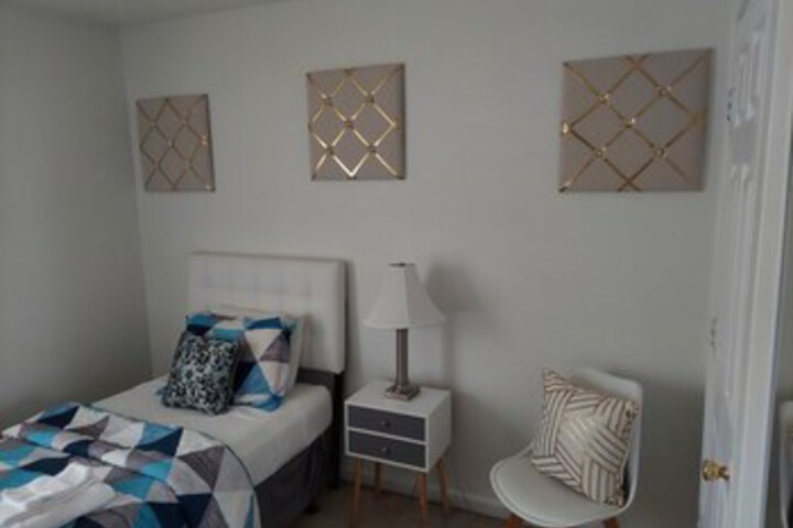 Room 60 of 64