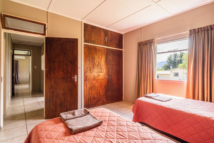 Room 15 of 197