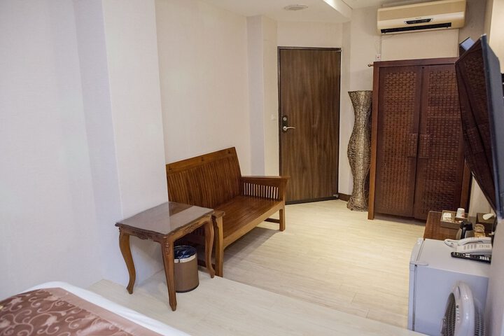 Room 45 of 139