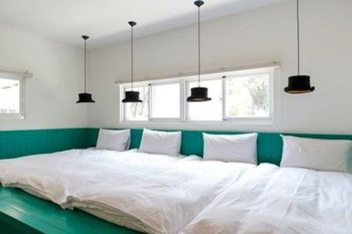 Room 14 of 30